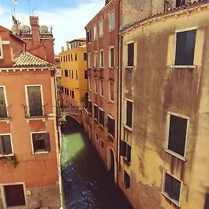  Apartamento Mansarda Querini